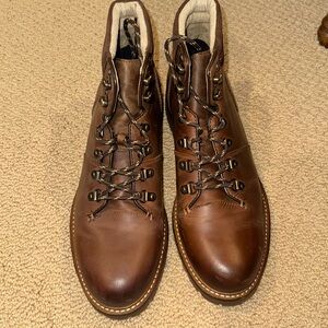 Banana Republic Ortholite boots